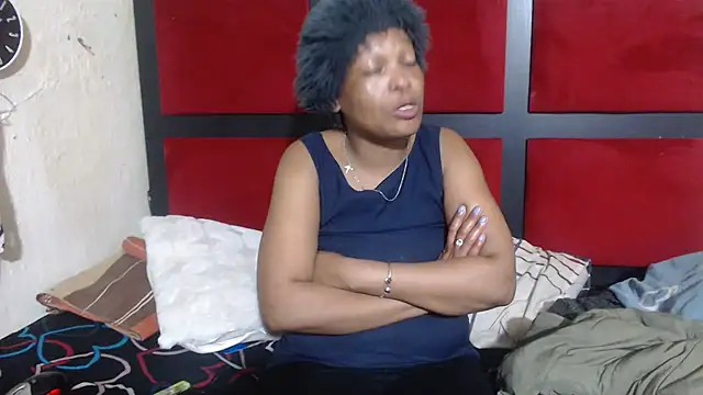 MaximTease24 online show from 07.12.26