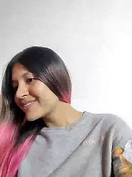 Snapshot of TellusYAres chatting on 02.06.25 TellusYAres online show from 02.06.25