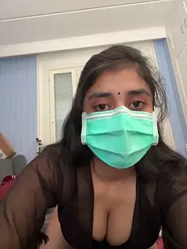 Snapshot of ScarletAss chatting on 03.12.25 ScarletAss online show from 03.12.25