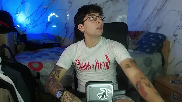 Dereck Dickson online show from 02.06.26