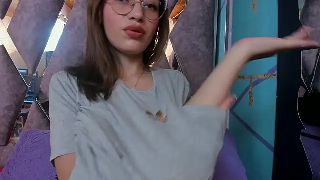 LARICSABLUE online show from 02.08.25