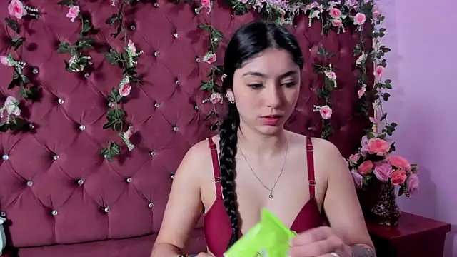Lucy Anall  online show from 06.02.26