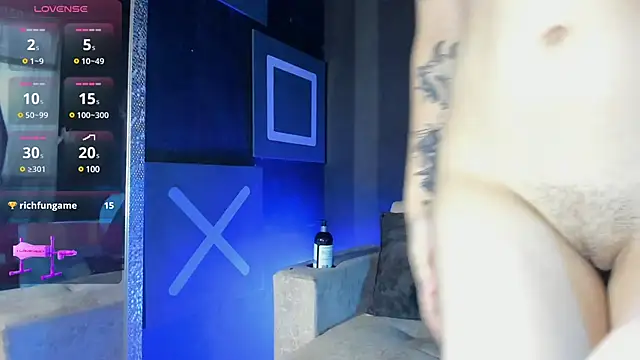 Kiraa Rizzo online show from 02.05.25