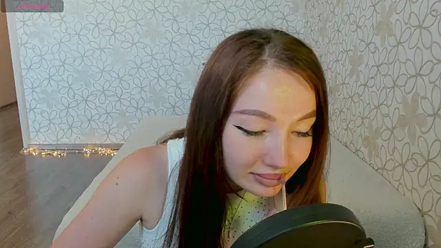 Lissa Cristal online show from 07.14.26