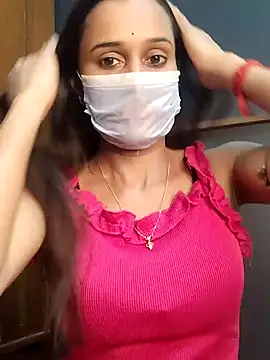 Snapshot of Oleevia chatting on 02.11.26 Oleevia online show from 02.11.26