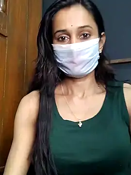 Snapshot of Oleevia chatting on 02.21.26 Oleevia online show from 02.21.26