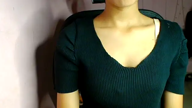 Snapshot of Chandani-Love chatting on 05.18.26 Chandani-Love online show from 05.18.26