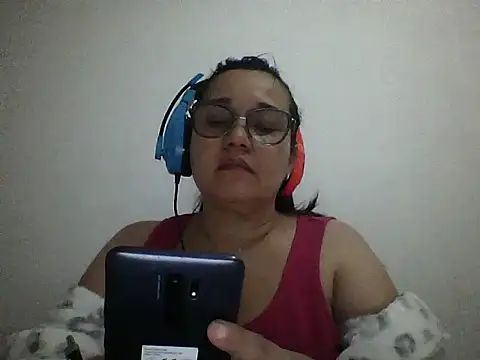 gaby0075 online show from 12.04.24