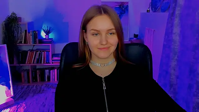 Snapshot of KellyPoter chatting on 12.27.24 KellyPoter online show from 12.27.24