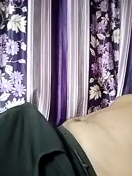 Snapshot of piyush_7inch chatting on 12.07.24 piyush 7inch online show from 12.07.24