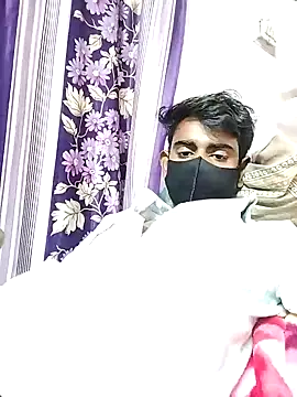 Snapshot of piyush_7inch chatting on 12.14.24 piyush 7inch online show from 12.14.24