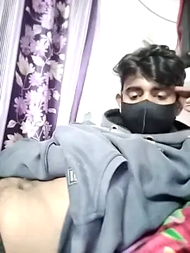Snapshot of piyush_7inch chatting on 12.29.24 piyush 7inch online show from 12.29.24