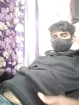 Snapshot of piyush_7inch chatting on 01.05.25 piyush 7inch online show from 01.05.25