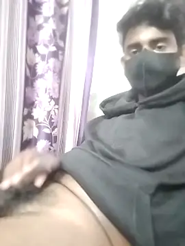 Snapshot of piyush_7inch chatting on 02.01.25 piyush 7inch online show from 02.01.25