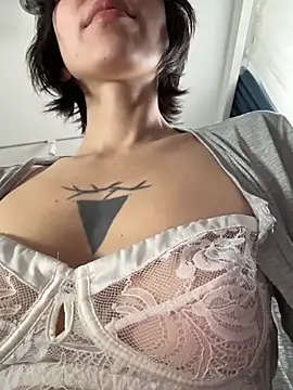 kikidoll online show from 02.21.26