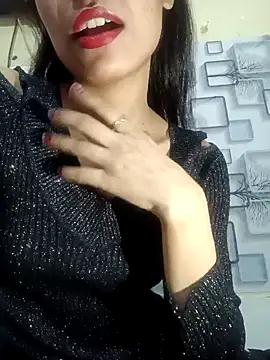 hotmayra12 online show from 02.01.25