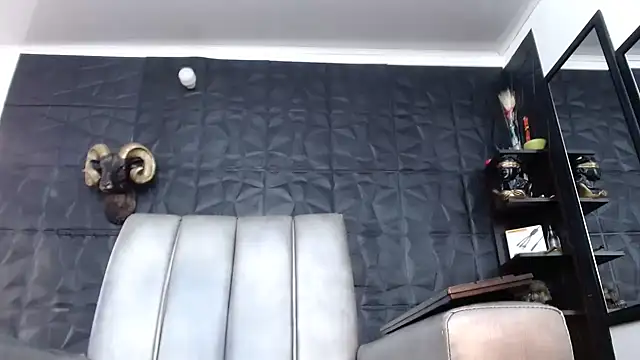 Hanna Fox 69 online show from 02.28.26