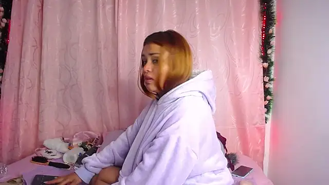 LiliR-Matheus online show from 12.16.24