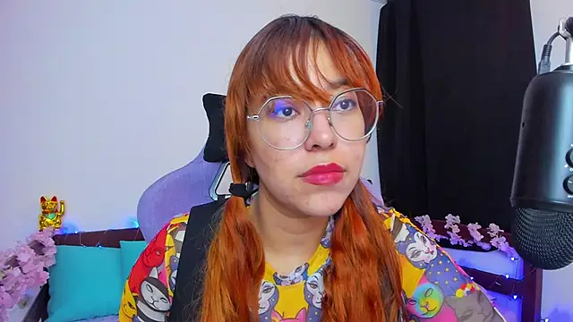  Moon Johnson online show from 11.06.25