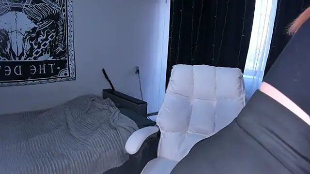 Snapshot of MelissaBryant chatting on 03.10.25 MelissaBryant online show from 03.10.25