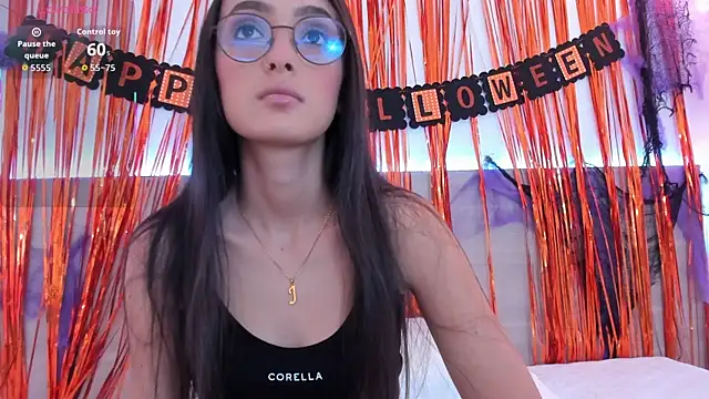 Snapshot of nataliiiiia chatting on 10.23.25 nataliiiiia online show from 10.23.25