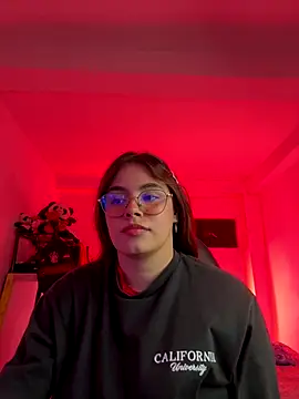 Snapshot of Yuli_zuha chatting on 12.02.24 Yuli zuha online show from 12.02.24