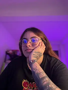 Snapshot of Yuli_zuha chatting on 12.07.24 Yuli zuha online show from 12.07.24