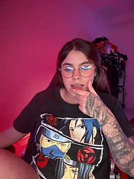 Snapshot of Yuli_zuha chatting on 12.17.24 Yuli zuha online show from 12.17.24