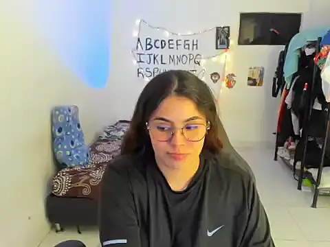 Snapshot of Yuli_zuha chatting on 03.15.26 Yuli zuha online show from 03.15.26