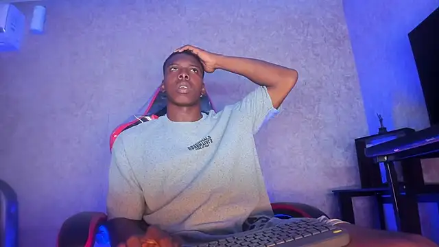 Snapshot of JD_THEBABY chatting on 10.02.25 JD THEBABY online show from 10.02.25