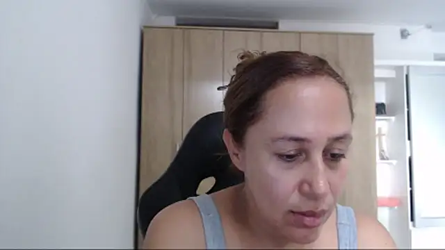 RoxanaLove9 online show from 02.06.26