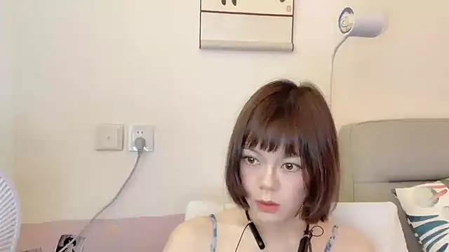 Linda-LL online show from 10.13.25