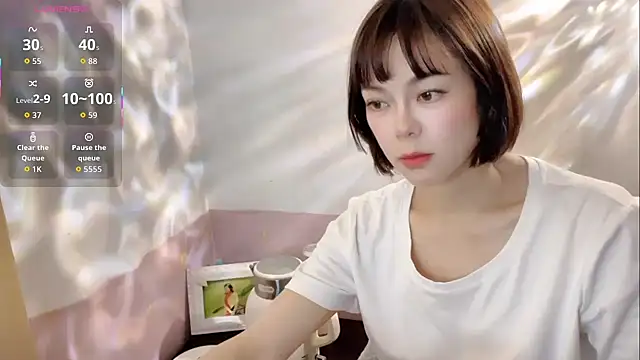 Linda-LL online show from 10.20.25