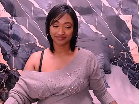 Snapshot of indianspicey chatting on 09.28.25 indianspicey online show from 09.28.25