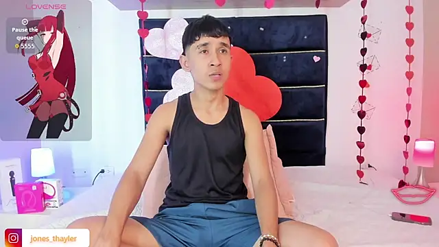 Thayler jones online show from 02.23.26