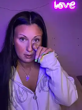 Snapshot of SweNatasha chatting on 01.23.25 SweNatasha online show from 01.23.25