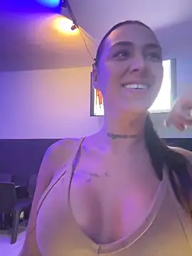 paisitahot1975 online show from 02.11.25