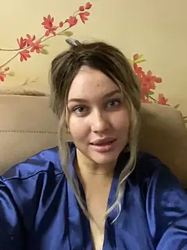 KikiWatson online show from 12.31.24