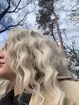 KikiWatson online show from 01.07.25