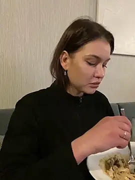 KikiWatson online show from 01.26.25