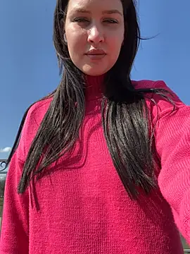 KikiWatson online show from 03.23.25