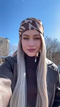 KikiWatson online show from 03.08.26