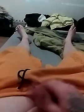 Snapshot of Figu-figu chatting on 03.25.26 Figu-figu online show from 03.25.26