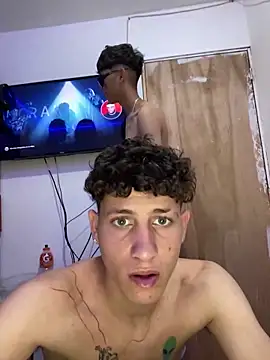 Snapshot of LatinBoysxxx chatting on 01.15.25 LatinBoysxxx online show from 01.15.25