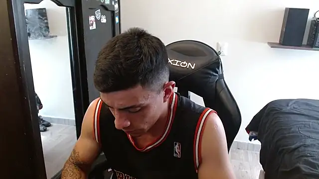 kv   xxx  online show from 03.08.26