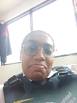 Cinnamon-Skin online show from 01.03.25