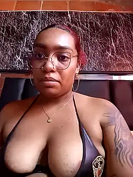 Cinnamon-Skin online show from 01.21.25