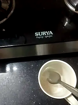 Snapshot of sneha_telugu_girl chatting on 12.28.24 sneha telugu girl online show from 12.28.24