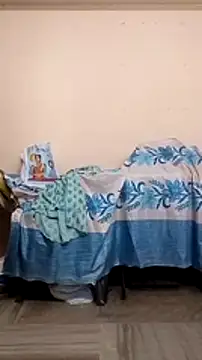 Snapshot of sneha_telugu_girl chatting on 02.03.25 sneha telugu girl online show from 02.03.25