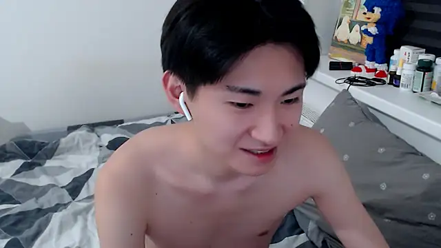 Snapshot of Miram_Yu chatting on 05.03.26 Miram Yu online show from 05.03.26